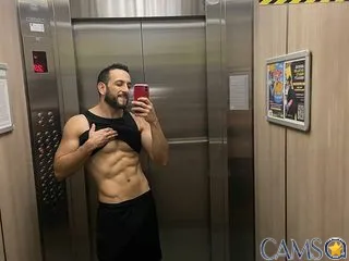 Zarco-Fit’s (Flirt4Free) Photo