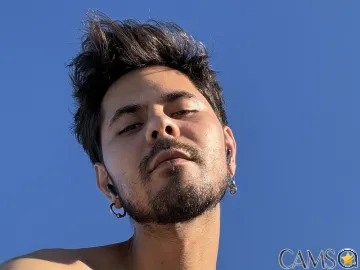 AlejandroMaccini’s (LiveJasmin) Photo