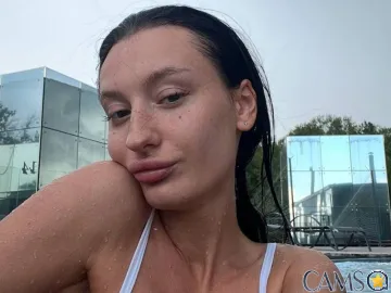 AliceLewandovski’s LiveJasmin Profile Image