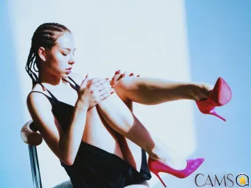 AlliceLays’s (LiveJasmin) Photo