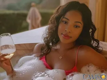 AmeliPerez’s (LiveJasmin) Photo