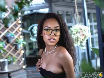 ArletteFrickey’s LiveJasmin Profile Image