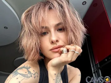 BellaFoxyy’s LiveJasmin Profile Image