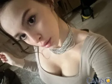 EmilyShiny’s (LiveJasmin) Photo