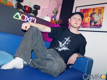 IsaacWhitee’s (LiveJasmin) Photo