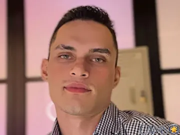 JamesOrtiz’s (LiveJasmin) Photo