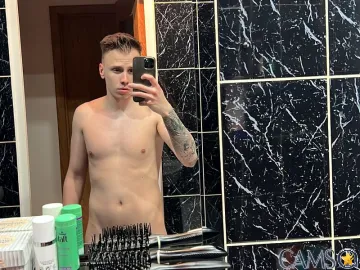 JohnyyMark’s (LiveJasmin) Photo