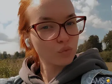 KitsuuNe’s LiveJasmin Profile Image