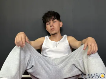 KrewVaughn’s (LiveJasmin) Photo