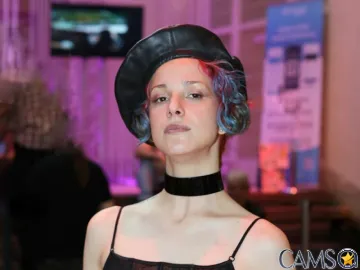 LeSapphireGrace’s (LiveJasmin) Photo