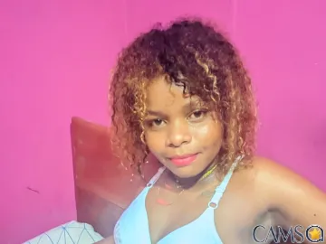 LinahReine’s (LiveJasmin) Photo