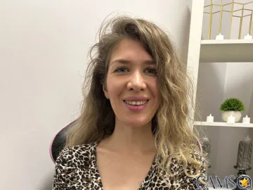 LindaLocan’s (LiveJasmin) Photo
