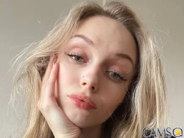 LuccetaRome’s LiveJasmin Profile Image