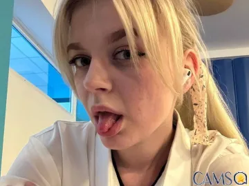MiaGarbet’s (LiveJasmin) Photo