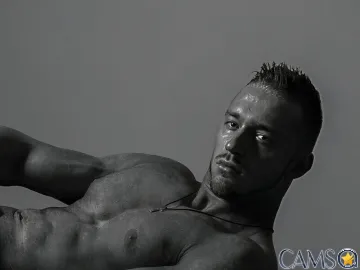 MikeXL’s (LiveJasmin) Photo