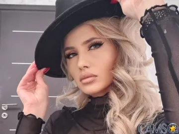 MoniqueSin’s LiveJasmin Profile Image