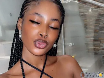 MyaaLane’s (LiveJasmin) Photo