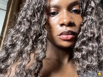 PeaceArch’s (LiveJasmin) Photo