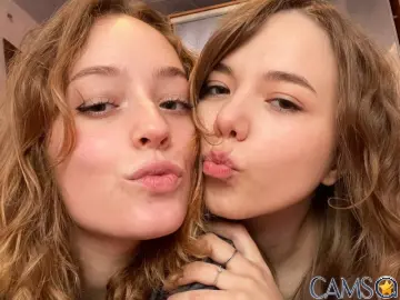 PegAndBrigitte’s (LiveJasmin) Photo