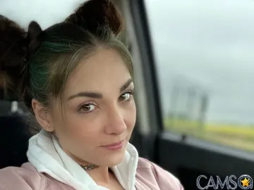 PiperPeak’s (LiveJasmin) Photo