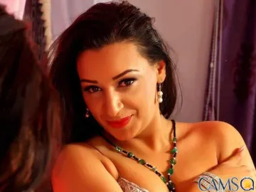 RaelleDarkstar’s (LiveJasmin) Photo