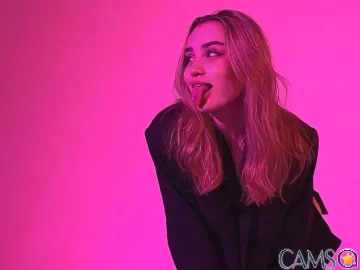 TobieMcgillis’s (LiveJasmin) Photo