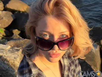 VanessaRiver’s (LiveJasmin) Photo