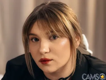 VikkiCarter’s (LiveJasmin) Photo