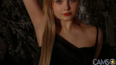 Essie_Fanning’s (SkyPrivate) Photo