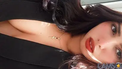 Evania-Lia’s (SkyPrivate) Photo