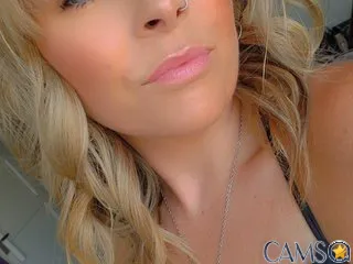 BonEmie_xo’s (Streamate) Photo