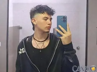 daveel_blazh’s (Streamate) Photo