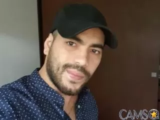 holyuncutop’s (Streamate) Photo