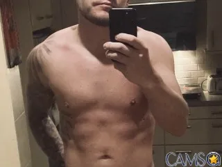 Liamsroom’s (Streamate) Photo
