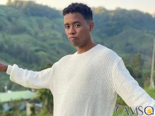 sapfiro_azul’s (Streamate) Photo