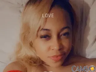 SweetRedPeach’s Streamate Profile Image