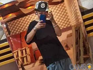 thaliaamdkarloss’s (Streamate) Photo