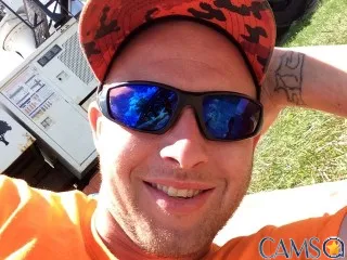 Wiredup’s (Streamate) Photo