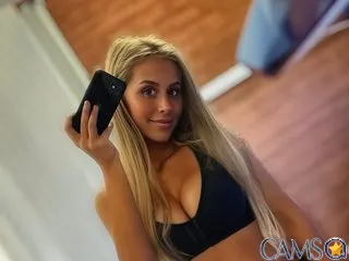 yummycandi21’s (Streamate) Photo