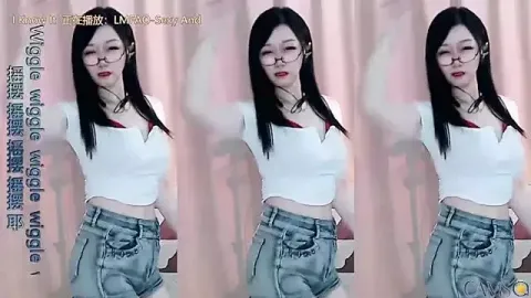 Angel_XiaoYa’s (Stripchat) Photo