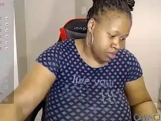 bustylisa1983’s (Stripchat) Photo