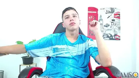 Cumandres18’s Stripchat Profile Image