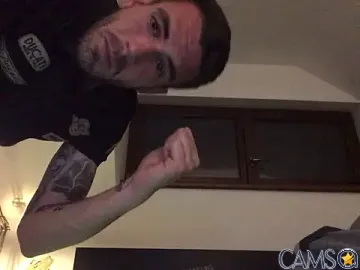 desirtexzle’s Stripchat Profile Image
