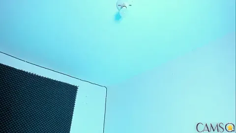 Ellope_’s Stripchat Profile Image