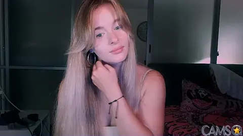 Eva_Jaya’s Stripchat Profile Image