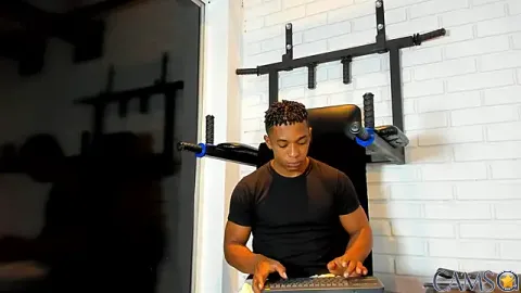 Picture of ItaloMoore from Stripchat