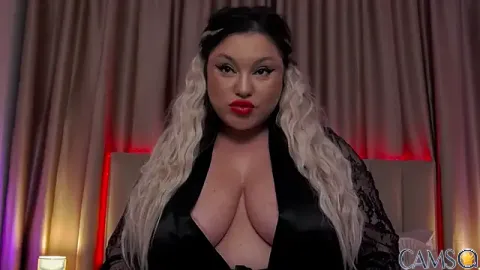 LarissaQuinn’s Stripchat Profile Image