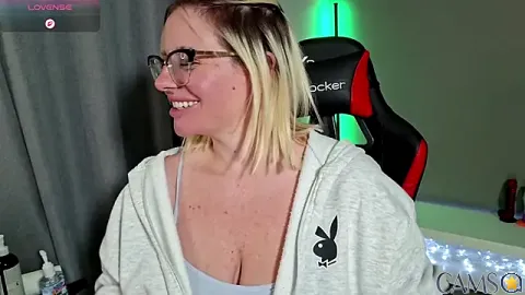 MAXXXTV’s (Stripchat) Photo