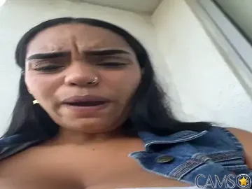 Sara-77’s Stripchat Profile Image