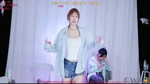 YC-18girls’s Stripchat Profile Image